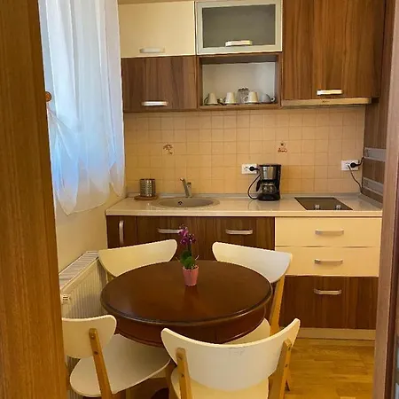 Гостевой дом Parliament Square Mamaia Nord 3*