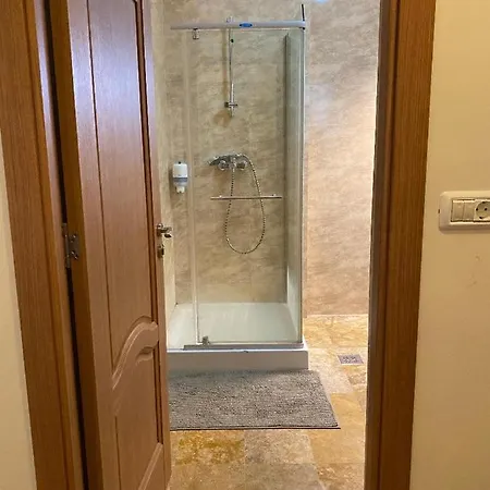 Parliament Square Mamaia Nord Нэводари