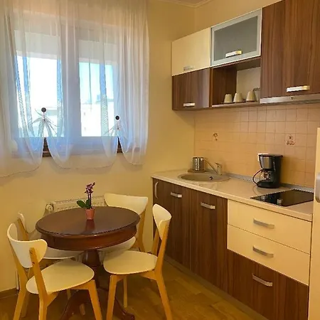 Гостевой дом Parliament Square Mamaia Nord